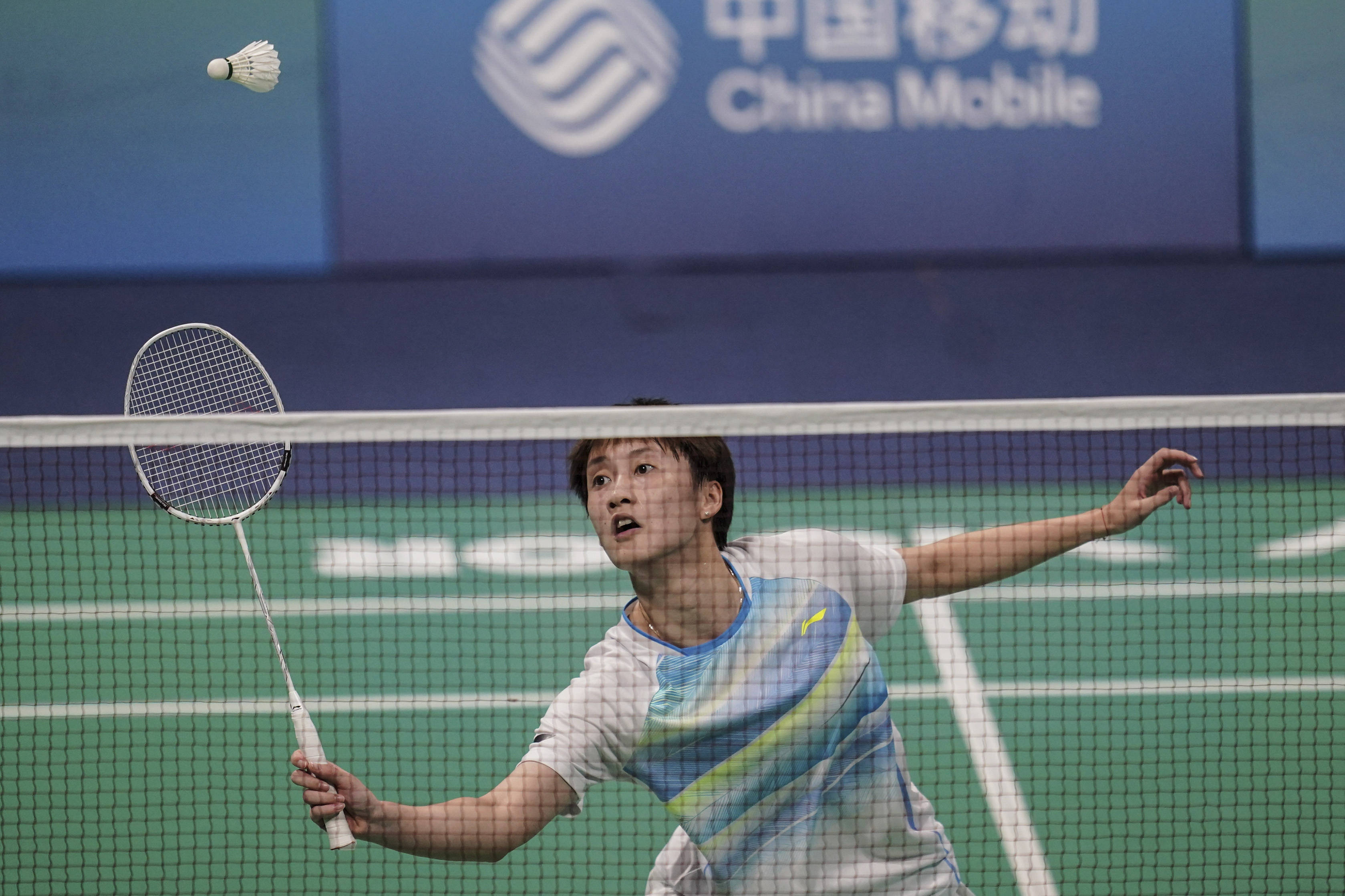 跨位传球失 跨位传球失